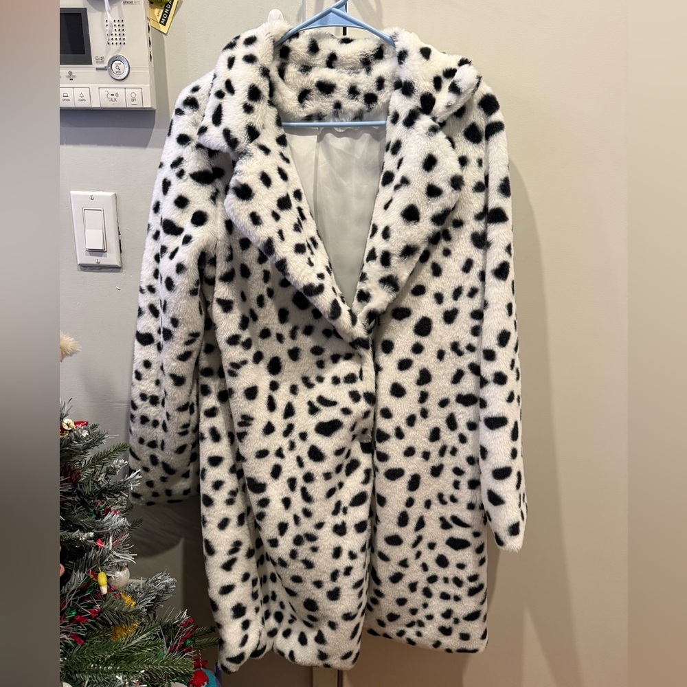 Faux Fur Spotted Coat